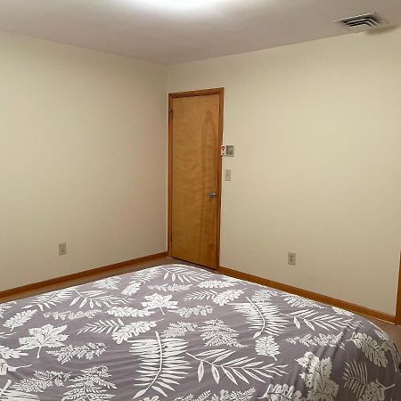 New Brunswick Nj Master Bedroom With Private Bath Dış mekan fotoğraf