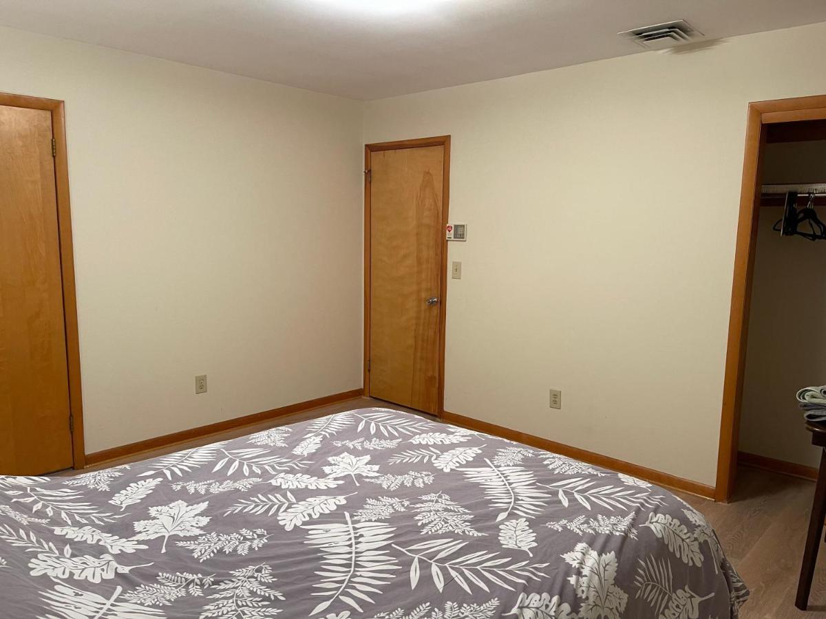 New Brunswick Nj Master Bedroom With Private Bath Dış mekan fotoğraf